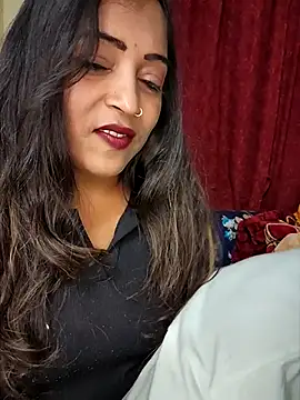 Hotbhabi305 online show from February 12, 5:58 pm