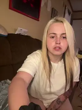 JuicyExxxperience online show from March 30, 2:27 pm