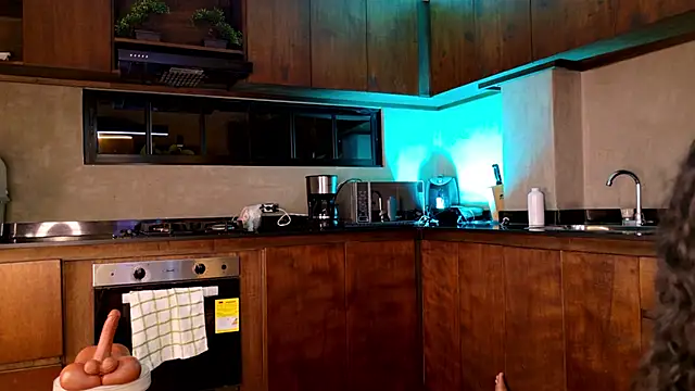 kaylie mitchel online show from February 15, 12:24 am