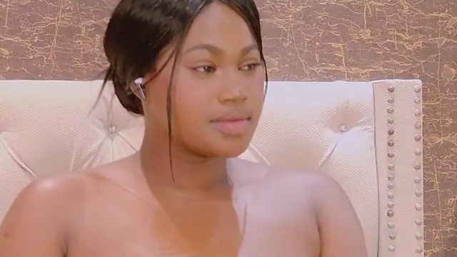 kaylie mitchel online show from November 7, 11:31 pm