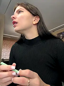 kimberlyy77 online show from November 13, 6:23 am