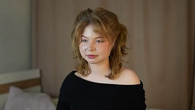 Stella Vanila online show from September 12, 11:01 pm