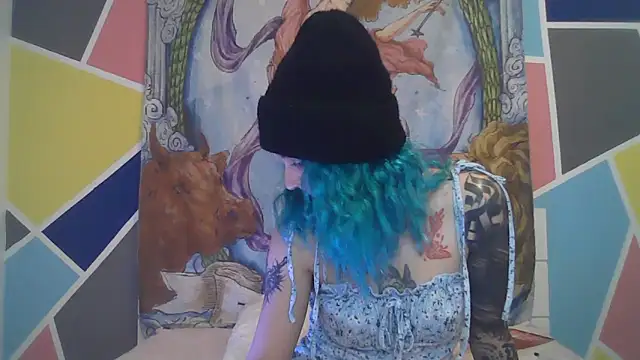 peetitefairy online show from September 18, 4:55 am