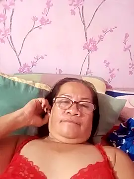 vickyhot1966 online show from September 30, 12:44 pm