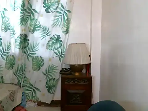 alezandraxx online show from December 17, 2:17 am