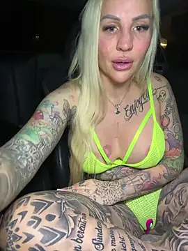 CoraDiamond online show from February 12, 10:55 pm