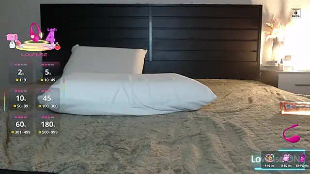 BL0NDE babe online show from September 13, 5:10 pm