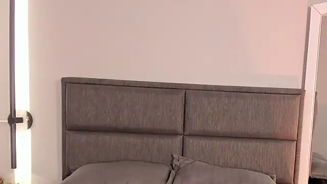 Emma  clark  online show from January 10, 6:45 pm