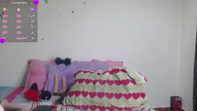 evangeline lover online show from April 13, 12:39 pm