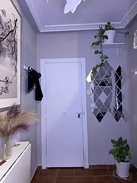 lacattiva online show from September 24, 5:45 pm