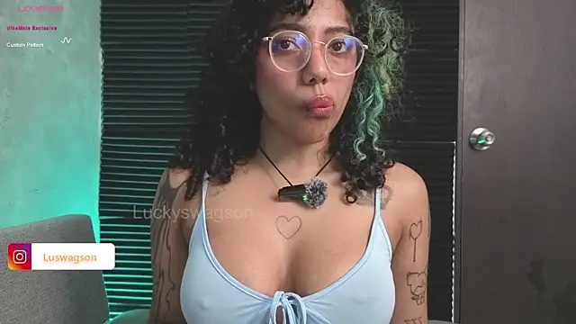 LuckySwagson online show from June 14, 1:25 am