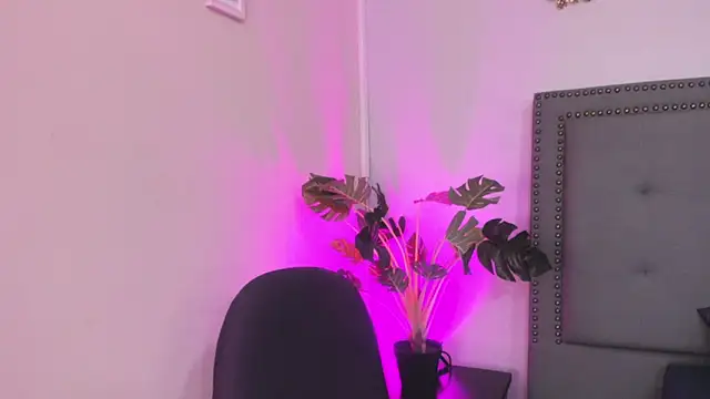 KhateAndersson online show from October 5, 8:58 pm