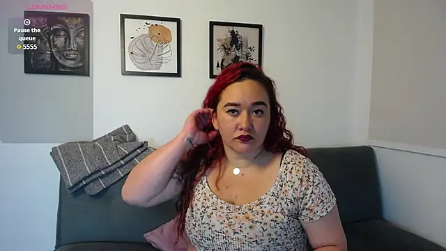 Paris boobsbbw online show from January 6, 9:51 pm