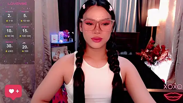 IamRaeganDolls69 online show from October 9, 12:04 am