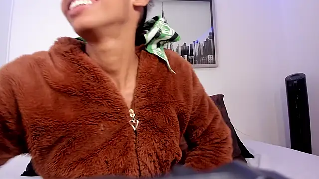 sarah ashbourne online show from November 11, 12:13 pm