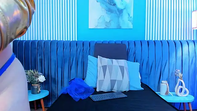 ariannaliss online show from January 14, 4:56 pm