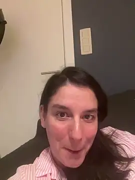 hottyFcup online show from October 21, 6:34 pm