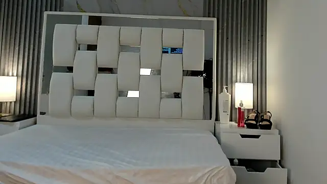 VanessaHard as online show from September 12, 8:16 pm