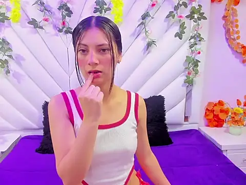  Luna Bennett online show from September 14, 12:14 pm