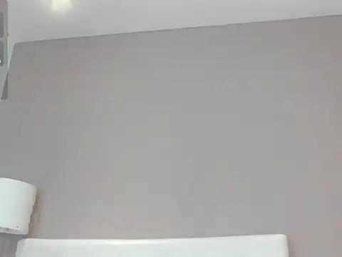 KendraChavez  online show from September 17, 9:24 pm