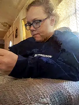 countrymomma online show from September 12, 1:40 pm