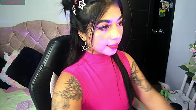 charlotte queen1320 online show from June 14, 6:14 am