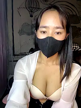 TiNa 04 online show from November 15, 9:32 am