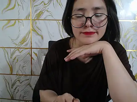Lyzizi lovely09 online show from June 27, 5:41 am