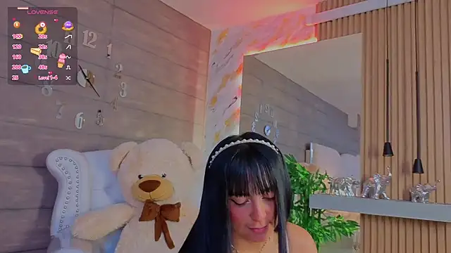 MeganAdamms online show from November 30, 12:53 pm