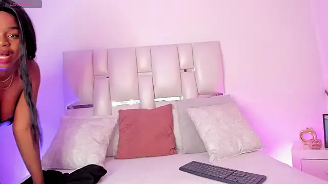 Venuswilds online show from November 7, 12:00 pm