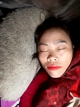 CoMay003 online show from November 23, 3:47 pm