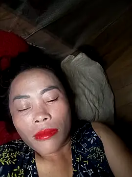 CoMay003 online show from December 20, 1:26 pm