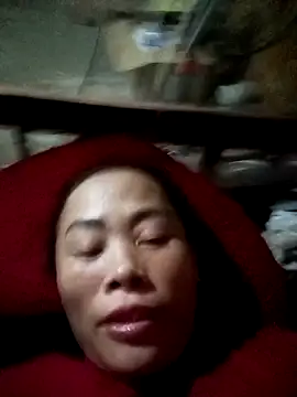 CoMay003 online show from September 18, 1:42 pm