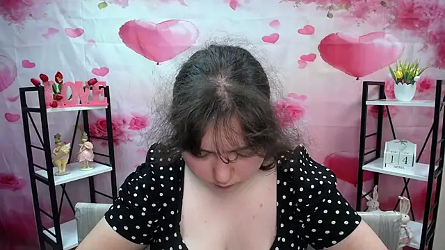 NeonilaLisova online show from April 14, 12:27 pm