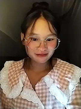 saronla 03 online show from September 10, 3:45 pm