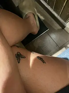   BabyShowPublic   online show from March 4, 1:39 pm