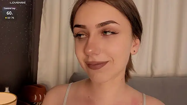 thelittlecowgirl online show from February 19, 8:18 pm