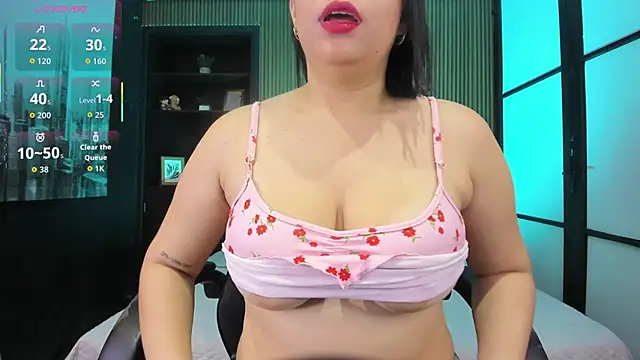 SamaraAnders  online show from June 21, 9:35 am