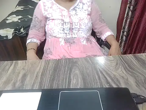 lusty kaira online show from August 2, 8:06 am