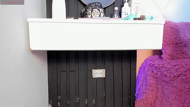 veronica hill  online show from September 23, 3:04 am