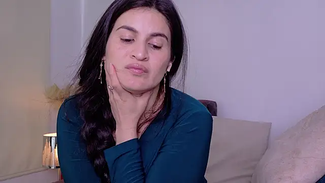 lizdevine online show from September 24, 4:17 pm