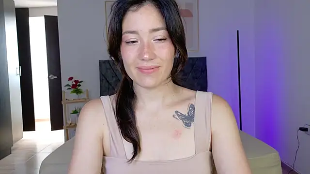 Eliih 01 online show from October 1, 2:44 pm