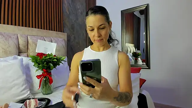 linda cabal online show from February 14, 10:23 pm