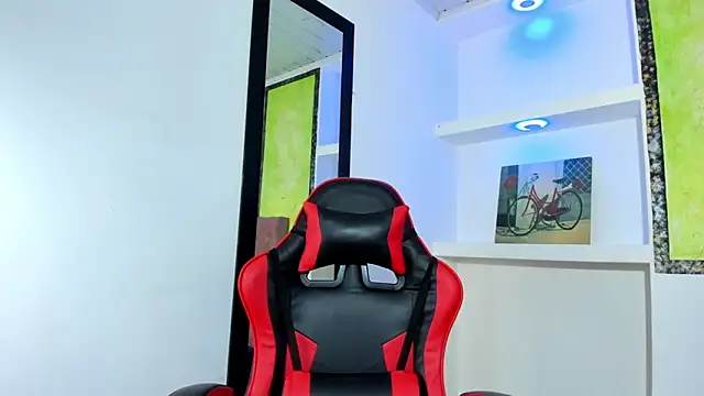 Raven Rouge  online show from February 9, 9:28 pm