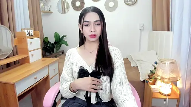 joyfulmartinaa online show from October 1, 3:17 pm