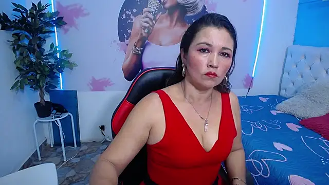 noelia milf19 online show from October 7, 5:28 pm