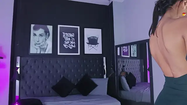 kitty collins  online show from February 12, 12:40 pm