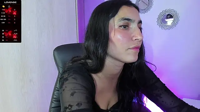 bella thorne3 online show from December 14, 10:59 pm