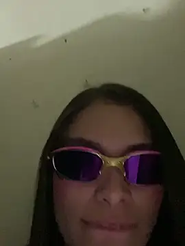 Hannacooper3 online show from November 9, 11:44 pm