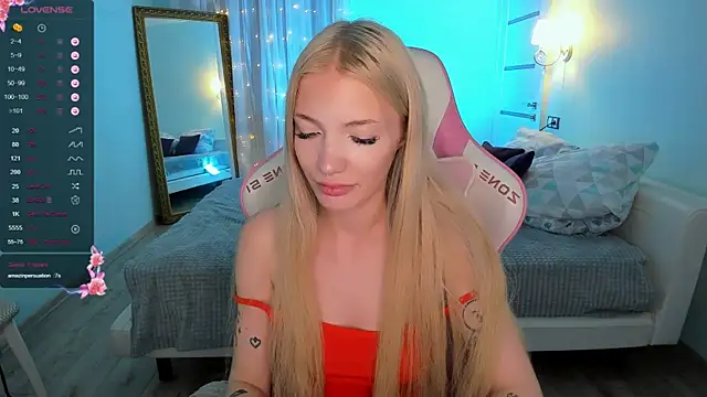 AnyaTaylor  online show from October 4, 4:40 am